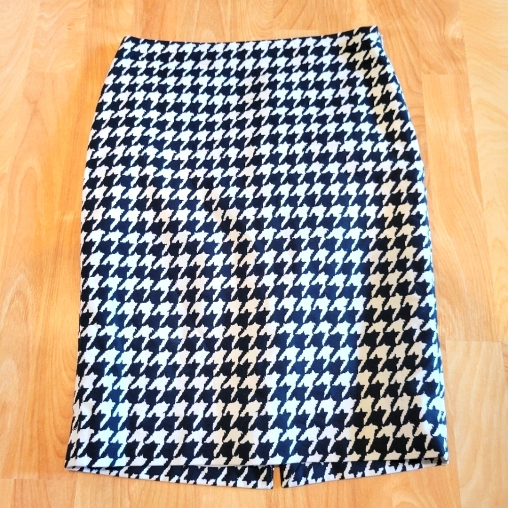 The Limited Geometric Black And White Pencil Skirt Size 0